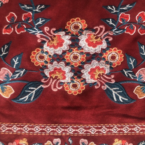 THML embroidered suede mini skirt - Picture 6 of 6